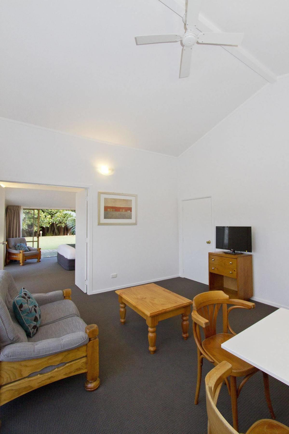 Hotel Castaway Norfolk Island Burnt Pine Exterior foto